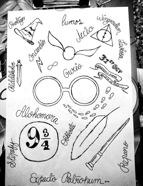 40 Easy Harry Potter Drawings Ideas - Hobby Lesson Harry Potter Drawing Ideas Easy, Harry Potter Doodle Art, Harry Potter Doodles Easy, Harry Potter Doodles, Harry Potter Drawings Easy, Harry Potter Sketch, Harry Potter Journal, Harry Potter Art Drawings, Harry Potter Painting