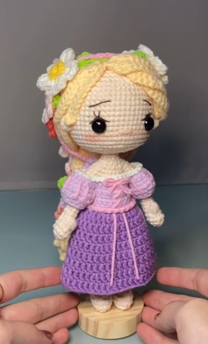 Princess Amigurumi, Crochet Baby Projects, Disney Crochet Patterns, Crochet Princess, Crochet Mobile, Crochet Disney, Crochet Dolls Free Patterns, Free Amigurumi Patterns, Fun Crochet Projects