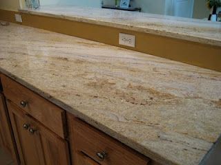 Colonial Cream Granite Countertops, Cream Granite Countertops, Colonial Cream Granite, Granite Ideas, Tuscany Kitchen, Kitchen Cabinets Painted, Honey Oak Cabinets, Kitchen Countertops Laminate, Kitchens Ideas