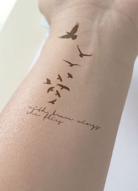 With+Brave+Wings+She+Flies+Bird+Tattoo+Meanings Small Bird Tattoos, Little Bird Tattoos, Tiny Bird Tattoos, Bird Tattoo Meaning, Bird Tattoos For Women, Vogel Tattoo, Bird Tattoo Wrist, Tattoo Diy, Black Bird Tattoo