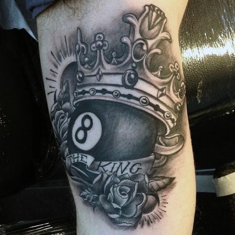 Eightball Tattoo, 8 Ball Tattoo, Traditional Chicano Tattoos, Inside Bicep Tattoo, Crown Tattoo Men, Tattoo Bras Homme, Crown Tattoos, Rare Tattoos, Ball Tattoo