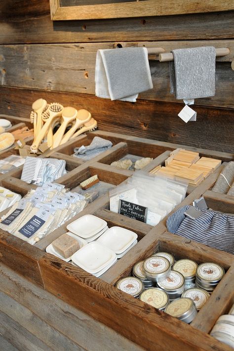 Barnwood display-love these display cases! Retail Kitchen Display Ideas, Country Shop Ideas, General Merchandise Store Display Ideas, Country Store Design, Spa Merchandising Ideas, Small Merchandise Display Ideas, General Store Display Ideas, Small Country Store Ideas, Farm Merchandise Ideas