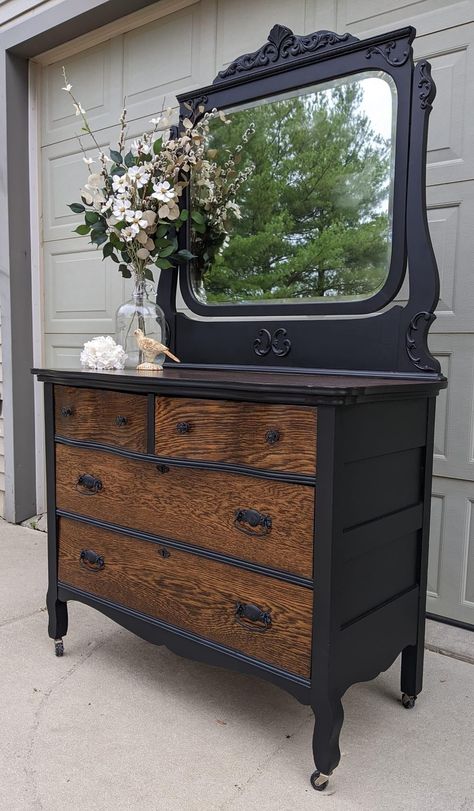 Furniture Makeover Inspiration, Refinishing Furniture Diy, Diy Furniture Renovation, Furniture Rehab, Furniture Renovation, Repurposed Furniture Diy, Refurbished Furniture, Furniture Restoration, Furniture Makeover Diy