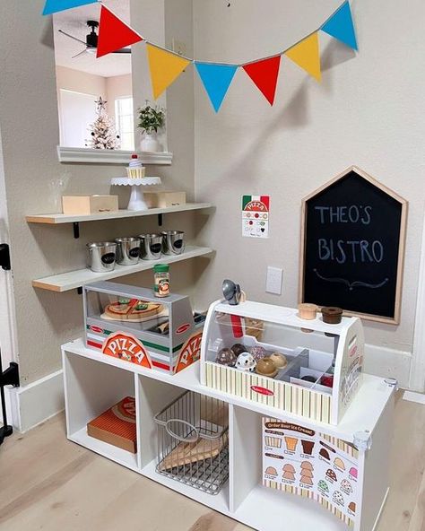 Playroom Imaginative Play, Pretend Play Storage Ideas, Playroom Shop Ideas, Playroom With Toy Kitchen, Pretend Play Organization, Pretend Playroom Ideas, Play Kitchen Counter Space, Pretend Play Area At Home, Playroom Kitchen Set Up