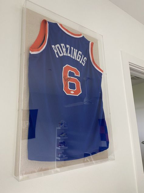 Framed Jerseys On Wall Bedroom, Sports Jersey Display Ideas, Basketball Jersey Display, Framed Sports Jersey, Framed Basketball Jersey, Basketball Jersey Display Ideas, Framed Jersey Ideas, Framed Jerseys On Wall, Jersey Wall Display