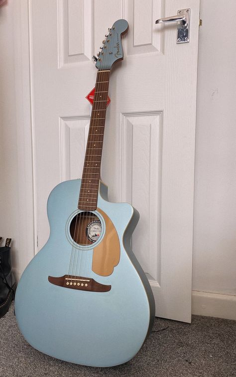 Blue Acoustic Guitar Aesthetic, Fender Guitars Acoustic, Guitar Art Diy, Acoustic Guitar Design, Blue Acoustic Guitar, Gitar Vintage, Vip Series, Kristen Callihan, Fender Acoustic Guitar