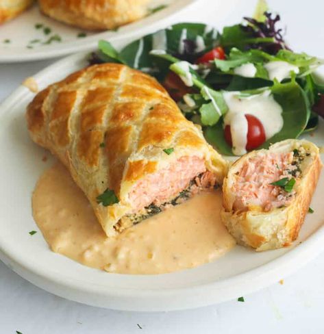 Food Dolls Salmon Wellington, Spinach And Cheese Stuffed Salmon Wellington, Mini Salmon Wellington, Salmon Wellington With Dill Sauce, Individual Salmon Wellington, Fish Wellington, Cooking Aesthetics, Salmon Wellington Recipe, Cream Cheese And Spinach