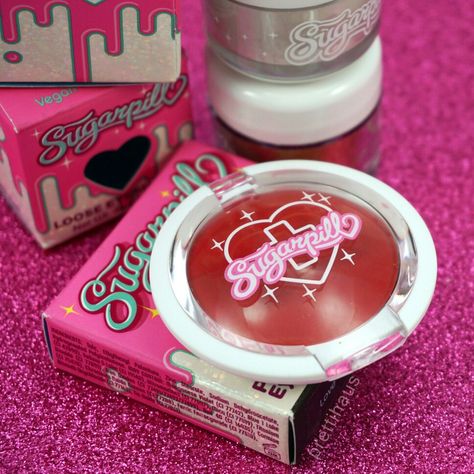 Love+ Pressed Eyeshadow by Sugarpill Cosmetics. Whats In My Makeup Bag, Sugarpill Cosmetics, Red Eyeshadow, Vegan Cosmetics, Glam Makeup Look, Makeup Must Haves, Matte Red, Beauty Stuff, Makeup Fashion