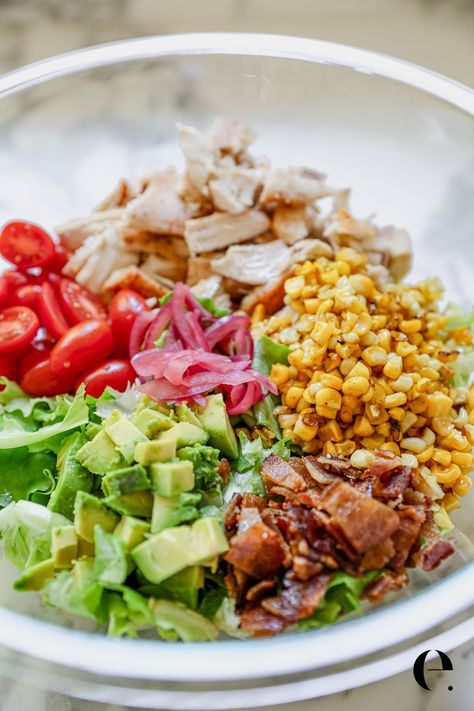 Rotisserie Chicken Cobb Salad, Classic Cobb Salad Recipe, Cobb Salad Dressing, Cobb Salad Ingredients, Classic Cobb Salad, Cobb Salad Recipe, Easy Salad Dressing, Roasted Chicken Breast, Turkey Dishes