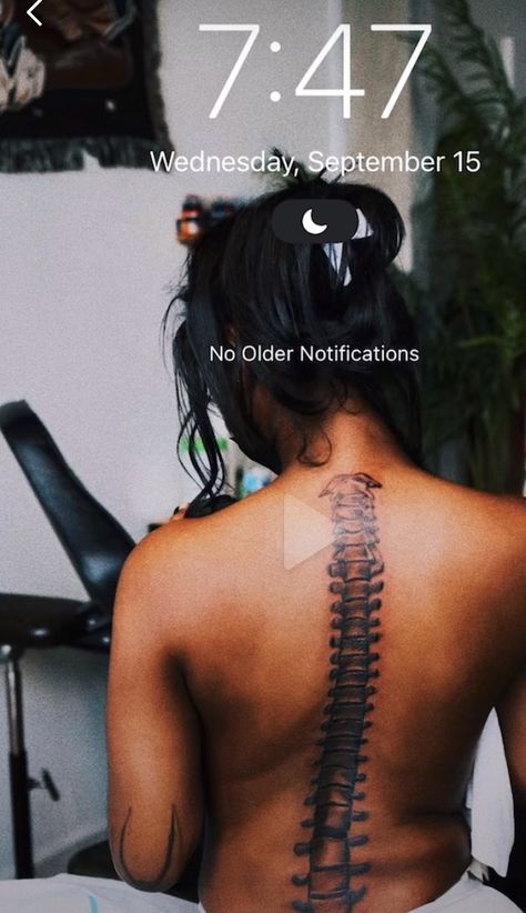 Skeleton Spine Tattoo, Skeleton Spine, Small Face Tattoos, Spine Tattoos For Women, Tattoos For Black Skin, Small Face, Pretty Tattoos For Women, Spine Tattoo, Face Tattoos