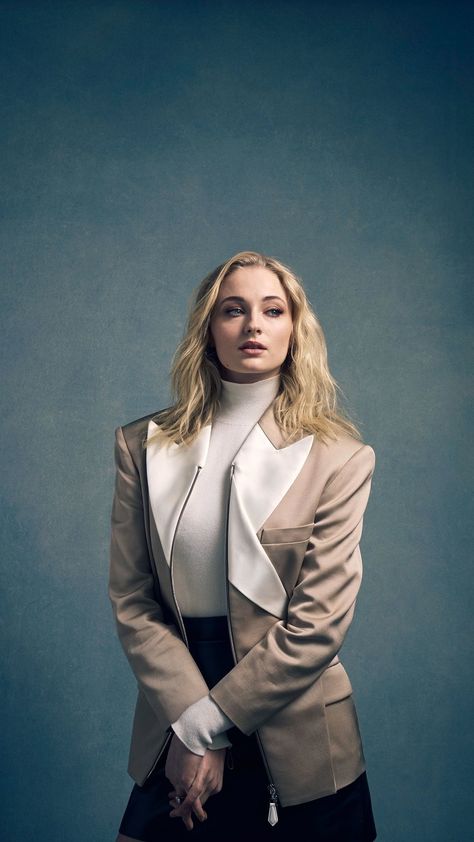 Sofie Turner, Sophie Turner Photoshoot, Sophia Turner, Fire And Blood, Sansa Stark, Sophie Turner, English Actresses, Maisie Williams, Jon Snow