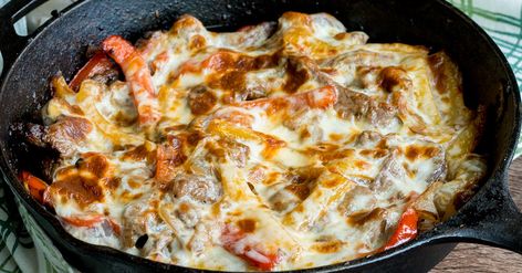 Philly Cheesesteak Skillet – 12 Tomatoes Philly Cheesesteak Skillet, Cheesesteak Skillet, Tender Steak, Dinners To Make, How To Cook Beef, Philly Cheesesteak, Beach Meals, 12 Tomatoes, Savory Sauce