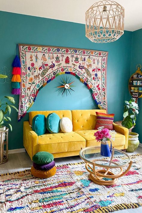 Bohemian Room Decor, Seven Continents, Bohemian Room, Bohemian House, Colourful Living Room, Bohemian Bedroom Decor, Mexican Decor, Meditation Space, Indian Home Decor