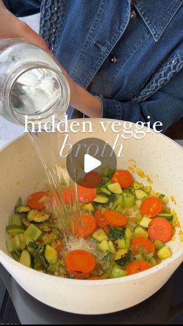 Carleigh Bodrug on Instagram: "SNEAKY VEG EP 15 - Hidden Veggie Broth. 🤫🥕The recipe for this delicious broth is now posted at plantyou dot com. It’s great for sipping, as a soup base, or for cooking starches like rice and pasta. . #recipe #vegan #veganrecipe #plantbased #plantbaseddiet #soup #souprecipe #broth #brothrecipe #veggiebroth #easyrecipe #simplerecipe #healthy #healthyrecipe #healthydiet #healthyeating" Vegetable Broth Recipe, Recipes With Vegetable Broth, Vegan Plan, Homemade Vegetable Broth, Veggie Broth, Plant Based Cookbook, Hidden Veggies, Vegetable Broth, Broth Recipes