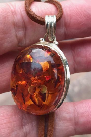 Gift Ideas Jewelry, Handmade Gift Ideas, Ideas Jewelry, Crystal Pendants, Amber Crystal, Amber Pendant, Antique Pendant, Buy Crystals, Handcrafted Artisan Jewelry