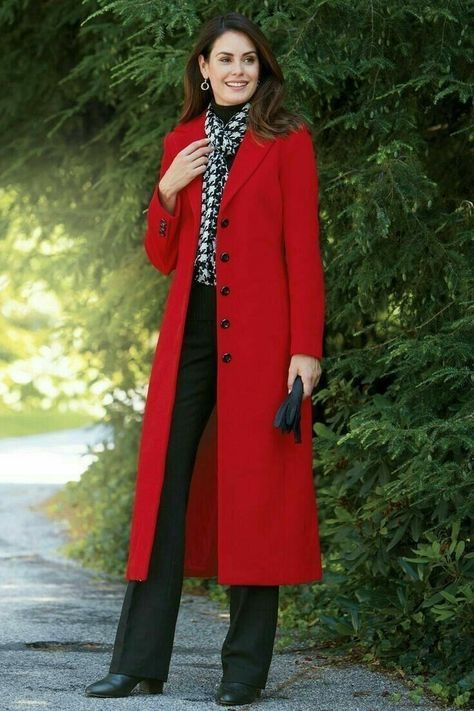 Work Office Outfits, Mode Kimono, Long Wool Coat, Winter Mode, Red Coat, Outfits For Women, Coat Outfits, Outfits Women, Work Office