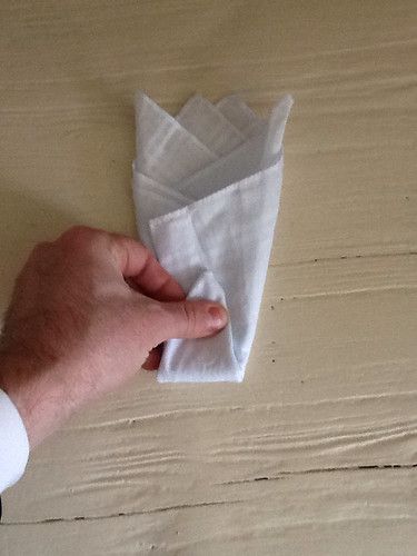 Folding A Handkerchief, How To Fold Handkerchief, How To Fold A Handkerchief For A Suit, Pocket Handkerchief Fold, Fold Handkerchief, Handkerchief Folding Ideas, Suit Pocket Handkerchief, Handkerchief Diy, Handkerchief Folding