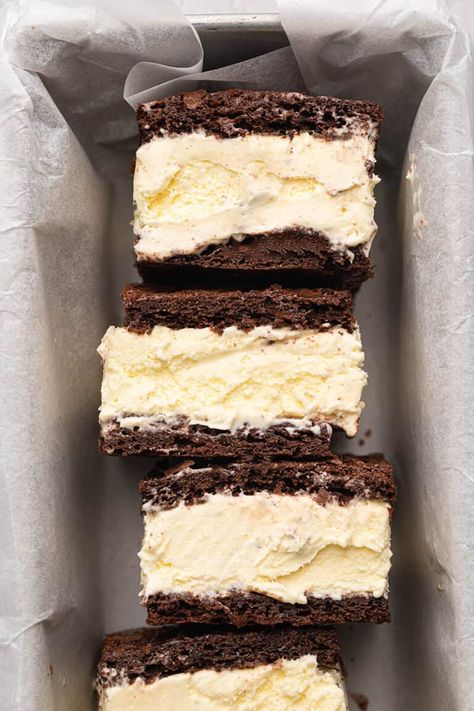 Low Carb Ice Cream Sandwich, Ice Cream Bar Recipe, Chewy Chocolate Brownies, Ice Cream Sandwiches Recipe, Ice Cream Bars, Low Carb Ice Cream, Keto Ice Cream, Healthy Ice Cream, Healthier Food