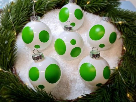 Yoshi Eggs, Yoshi Egg, Nerd Christmas, Nerdy Christmas, Geek Christmas, Cricut Christmas Ideas, Christmas Trees For Kids, Handmade Christmas Crafts, Amazing Home