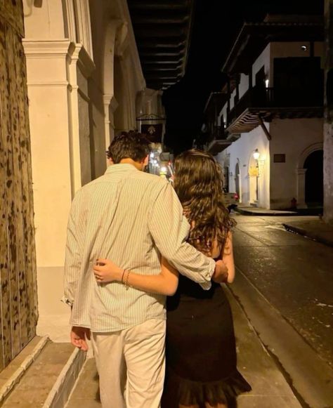 European Summer Boyfriend, Spain At Night Aesthetic, New Relationship Aesthetic, Date Night In Aesthetic, Good Relationship Aesthetic, Couple Life Aesthetic, Red Carpet Couple Aesthetic, Romantic Men Aesthetic, Europe With Boyfriend