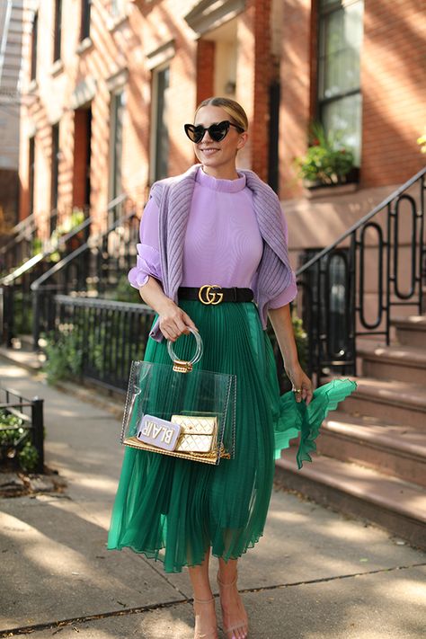 LILAC & GREEN // COLOR COMBINATIONS – Atlantic-Pacific Green Dress Outfit, Scarf Print Dress, Tulle Skirts Outfit, Green Color Combinations, Rok Outfit, Colour Combinations Fashion, Color Combos Outfit, Color Blocking Outfits, Color Combinations For Clothes