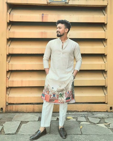 Kurta Designs Men's, Latest Kurta Designs, Formal Pants Women, Boys Kurta Design, Wedding Kurta For Men, Haldi Outfits, Indian Groom Wear, Stylish Shirts Men, Gents Kurta Design