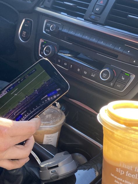 car picture, cool pic, starbs, starbs and football, football sunday Football Sunday Aesthetic, Watching Football Aesthetic, Football Season Aesthetic, Grassroots Football, Sunday Football, Sunday Night Football, Car Picture, Fall Football, Football Sunday