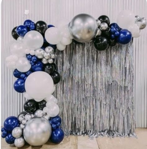 Balloon Arch Photo Backdrop Graduation, Blue And Silver Backdrop Ideas, Black And Blue Party Theme, Blue And Silver Graduation Decorations, Blue Grad Party Decorations, Blue And Silver Graduation Party Ideas, Blue Theme Decoration, Graduation Party Ideas Blue, Blue Theme Birthday Party Decorations