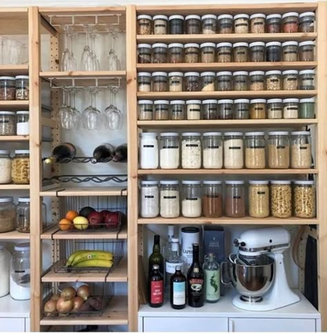 20  Clever Pantry Organization Ideas Ikea Pantry, Pantry Organization Ideas, Pantry Organisation, Organized Pantry, Small Space Interior Design, Ikea Ivar, Pantry Closet, Kitchen Organization Pantry, Kitchen Pantry Design