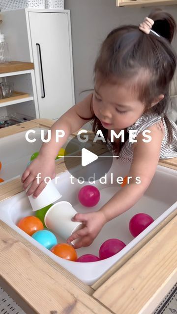 Wendy | Pediatrician on Instagram: "🌟 1 MINUTE of simple cup games to boost your toddler’s development! 🌟 Follow @ohhappyplayday for more play-based learning . . . . . #playbasedlearning #playandlearn #preschool #prekteacher #toddleractivities #childdevelopment #simpleplayideas" Creative Activities For Toddlers, Indoor Games For Toddlers, Math Activities For Toddlers, Playgroup Activities, Easy Games For Kids, Toddler Math, Summer Preschool Activities, Mother Games, Early Childhood Activities