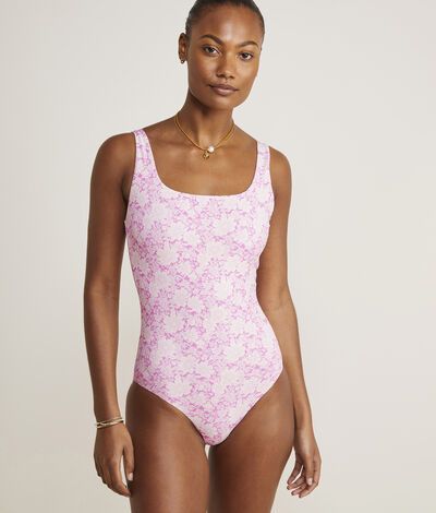 Cute One Piece Bathing Suits, Swimsuit Inspo, Cute One Piece, One Piece Bathing Suits, Birthday Inspo, Modest Swimsuits, Cut Out Swimsuits, Cute Swimsuits, Womens Swimwear