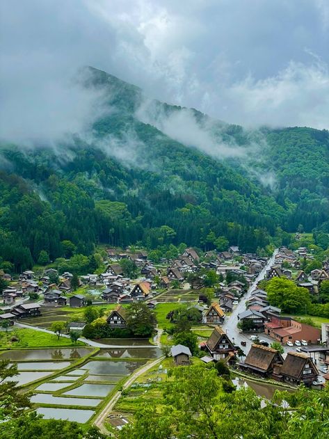 Shirakawa-go, The Most Beautiful Village In Japan Beautiful Japan Scenery, Kakariko Village Aesthetic, Feudal Japan Village, Village In A Forest, Beautiful Villages Nature, Japan Village Aesthetic, Japanese Village Aesthetic, Japan Countryside Aesthetic, Village In Forest