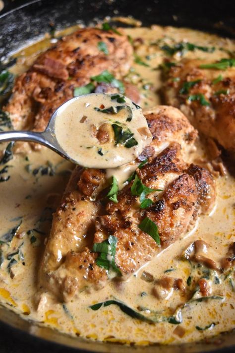 The BEST 1 Pan Creamy Chicken on the Internet - Sauced Up! Foods 1 Pan Dinner, Sauced Up Foods, Chicken With Sauce, Seared Chicken, Pan Seared Chicken, Chopped Spinach, Bacon Bits, Pan Seared, Got To Be