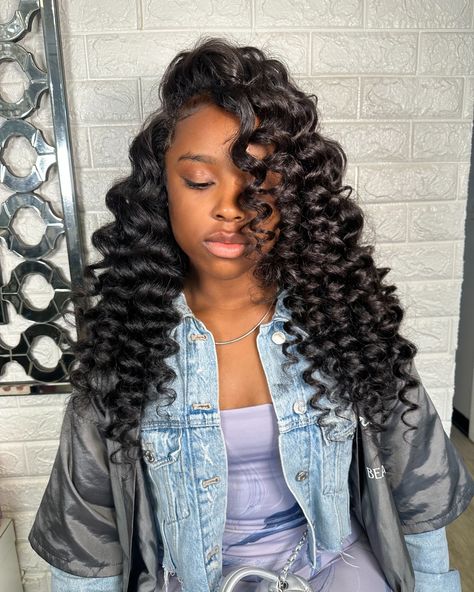 Flip over x wand curl combo 💙natural protective quickweave 💙Foreign-Beauty.com to shop & book #foreignbeauty #flipoverquickweave #atlhair #gluelessquickweave Hair Company, Wand Curls, Silk Top, Beautiful Hair, Human Hair, Wigs, Silk, Human, Hair Styles