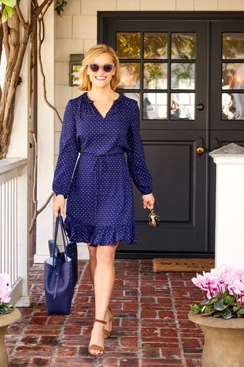 Reese Witherspoon Style, Popover Dress, Wear To Work Dress, Draper James, Reese Witherspoon, Modest Wedding Dresses, Look Chic, Primavera Estate, Preppy Style