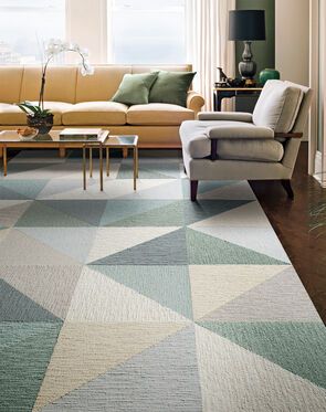 Triangle Patchwork, Modern Carpets Design, Home Nails, Nails Home, Tiles Ideas, Carpet Ideas, Carpet Squares, Carpet Decor, Decorating Home