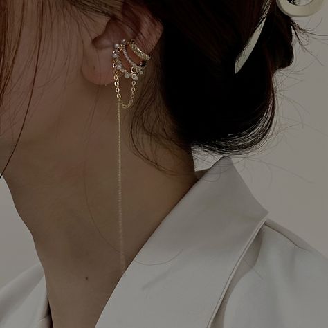 Crystal Ear Cuff, Tassel Earing, Piercing Earrings, Long Tassel Earrings, Tassels Fashion, Jewelry Model, Chain Earrings, Ear Studs, Pendant Earrings