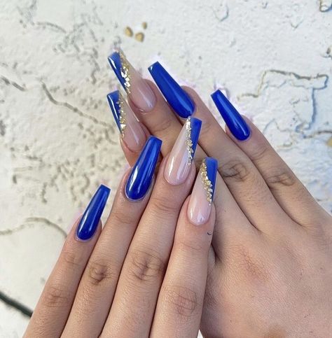 Blue Gold Nails, Royal Blue Nails Designs, Blue Prom Nails, Blue And Silver Nails, Blue Coffin Nails, Royal Blue Nails, Dark Blue Nails, Navy Nails, Navy Blue Nails