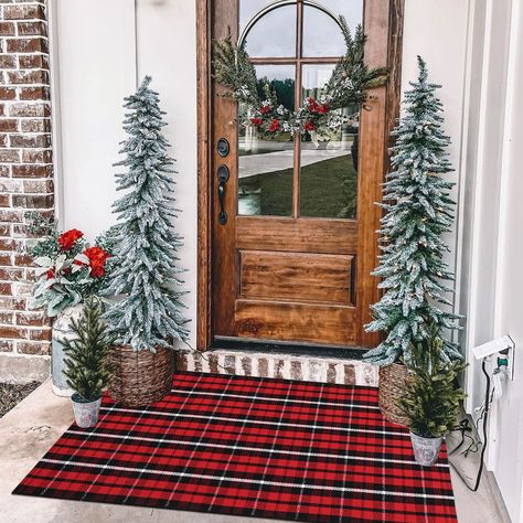 Porch Decor Christmas, Plaid Rug, Porch Rug, Christmas Front Porch, Christmas Inspo, Christmas Style, Christmas Decorations For The Home, Christmas Porch, Winter Home Decor