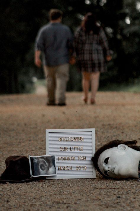 Adorable Halloween Costumes, Baby Reveal Photos, Pregnancy Announcement Photography, Pregnancy Announcement Photoshoot, Spooky Ideas, Halloween Pregnancy Announcement, Baby Announcement Photoshoot, Pregnancy Announcement Ideas, Fun Baby Announcement