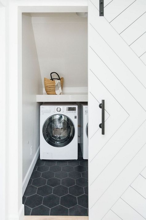 Small laundry room design Small spaces Small interiors Laundry room Black hexagon floor tile and a white barn door brings plenty of character to this small laundry room #Smalllaundryroom #laundryroom #laundryroomdesign #Smallspaces #Smallinteriors Hexagon Tile Laundry Room, Laundry Room Design Small, Modern Farmhouse Interior Design Ideas, Black Hexagon Floor, Farmhouse Interior Design Ideas, Laundry Room Black, Hexagon Floor Tile, Small Laundry Room Design, Farmhouse Interior Doors