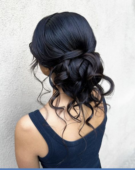 Updo With Hair In Face, Bridesmaid Hairstyles Updo Black Hair, Wedding Hairstyles With Bun, Hair Down With Fascinator, Barat Bun Hairstyle, Romantic Textured Updo, Quince Low Bun Hairstyles, Hair Styles For Prom Updos, Updo With Long Hair