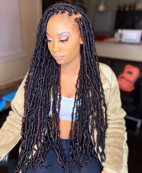 BAHALOCS ✄ on Instagram: “FREEDOM LOCS! For this gorgeous client 😩😩😩” Freedom Locs, Crochet Faux Locs Styles, Locs Curly Hair, Crochet Goddess Faux Locs, Jah Locs, Locs Soft, Locs Curly, Crochet Goddess