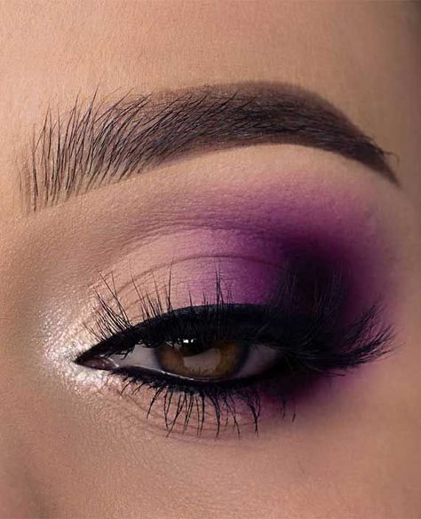 ❤ Expert tips for how to do makeup that looks fresh, flawless, and perfectly natural—in other words, like you aren't ... Follow me @savanemakeup #makeup #makeuplovers #makeuptutorial #makeupideas #makeupartist Lila Make-up, Mekap Mata, Makeup Colorful, Flot Makeup, Makeup Tip, Purple Eye Makeup, Makeup Tutorial Eyeshadow, Purple Makeup, Smink Inspiration