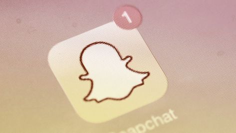 Is Snapchat Safe for Kids? Kids Snapchat, Snapchat Message, Medium App, Entertainment Channel, Parental Control, Snapchat Filters, Like A Cat, Messaging App, Crash Course