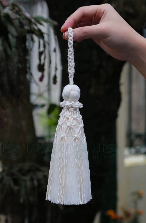 How To Make Macrame Tassels, Macrame Tassels Diy, Macrame 3mm Diy, Macrame Tassel Tutorial, Macrame Tassel Diy, Tassels Diy Tutorials, Macrame Tassels, Make Tassels, Diy Macrame Earrings