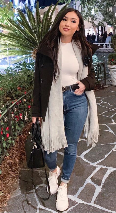 Outfits Con Jeans Y Tenis, Ootd Frio, Winter Fashion Outfits Casual, Cold Outfits, Outfit Mujer, Trendy Fall Outfits, Causual Outfits, Casual Chic Outfit, Fashion Mistakes