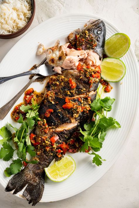 Thai Grilled Fish, Thai Whole Fish Recipes, Whole Fish Grilled, Whole Grilled Fish, Asian Fish Recipes Thai Style, Whole Fish Recipes Grilled, Thai Fish Recipes, Thai Fish Recipe, Retreat Recipes