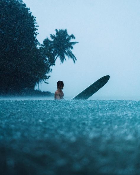 Surf - Rain - Waves - Photography Surfer Aesthetic, Surfer Vibes, Pray For Surf, Surfing Aesthetic, Surf Aesthetic, Surf Spots, Waves Photography, Surf Vibes, Surfing Photos