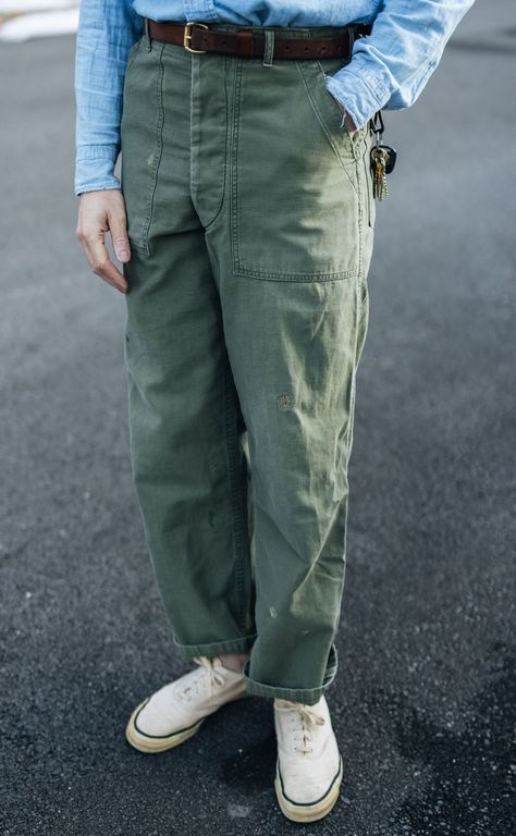 Old Man Clothes, Men Spring Outfits, Grandpa Fashion, Brian Davis, Japanese Mens Fashion, Grandpa Style, J Crew Vintage, Army Pants, Concept Clothing